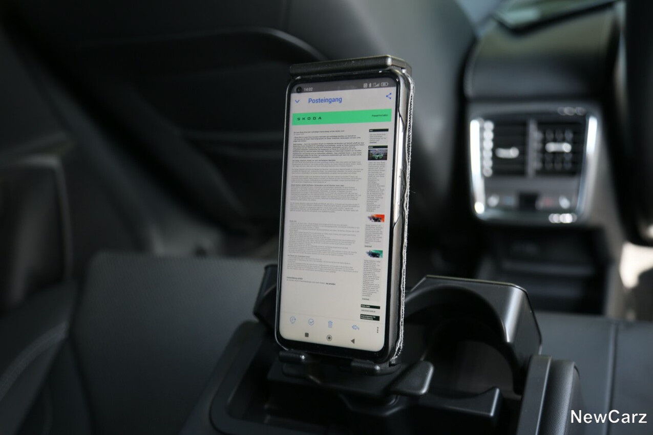 Handyhalterung Skoda Enyaq RS
