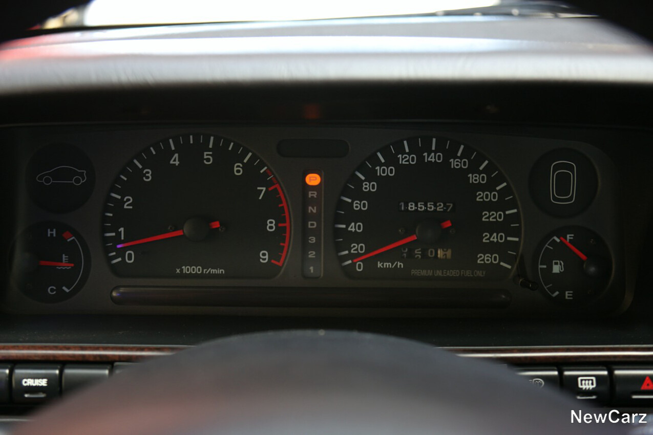 Cockpit Subaru SVX