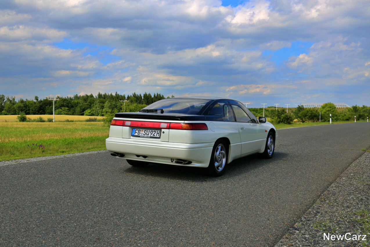 Subaru SVX schräg hinten rechts