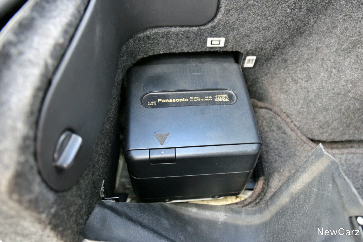 CD-Wechsler Subaru SVX
