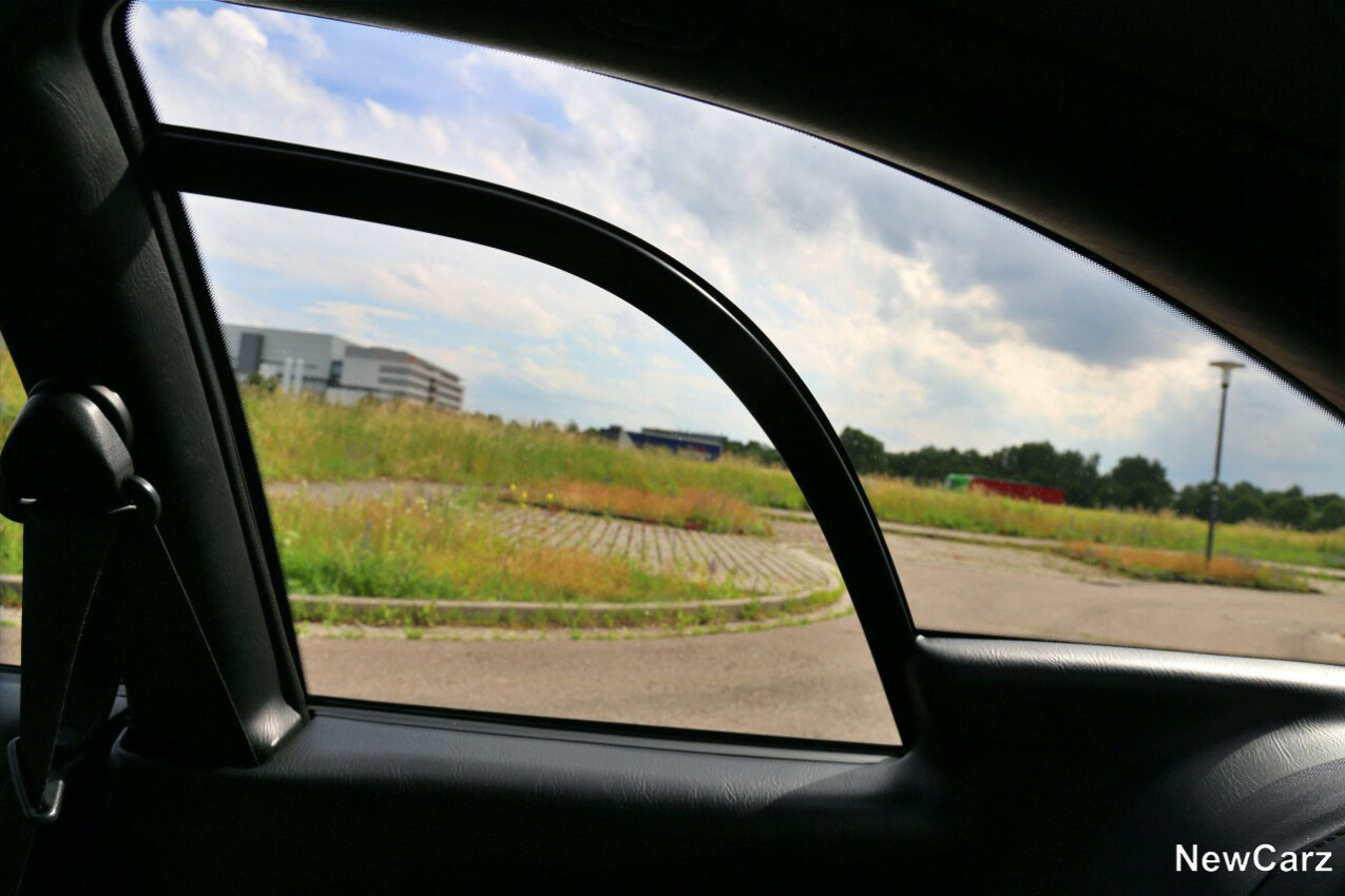 Subaru SVX Seitenfenster hinten