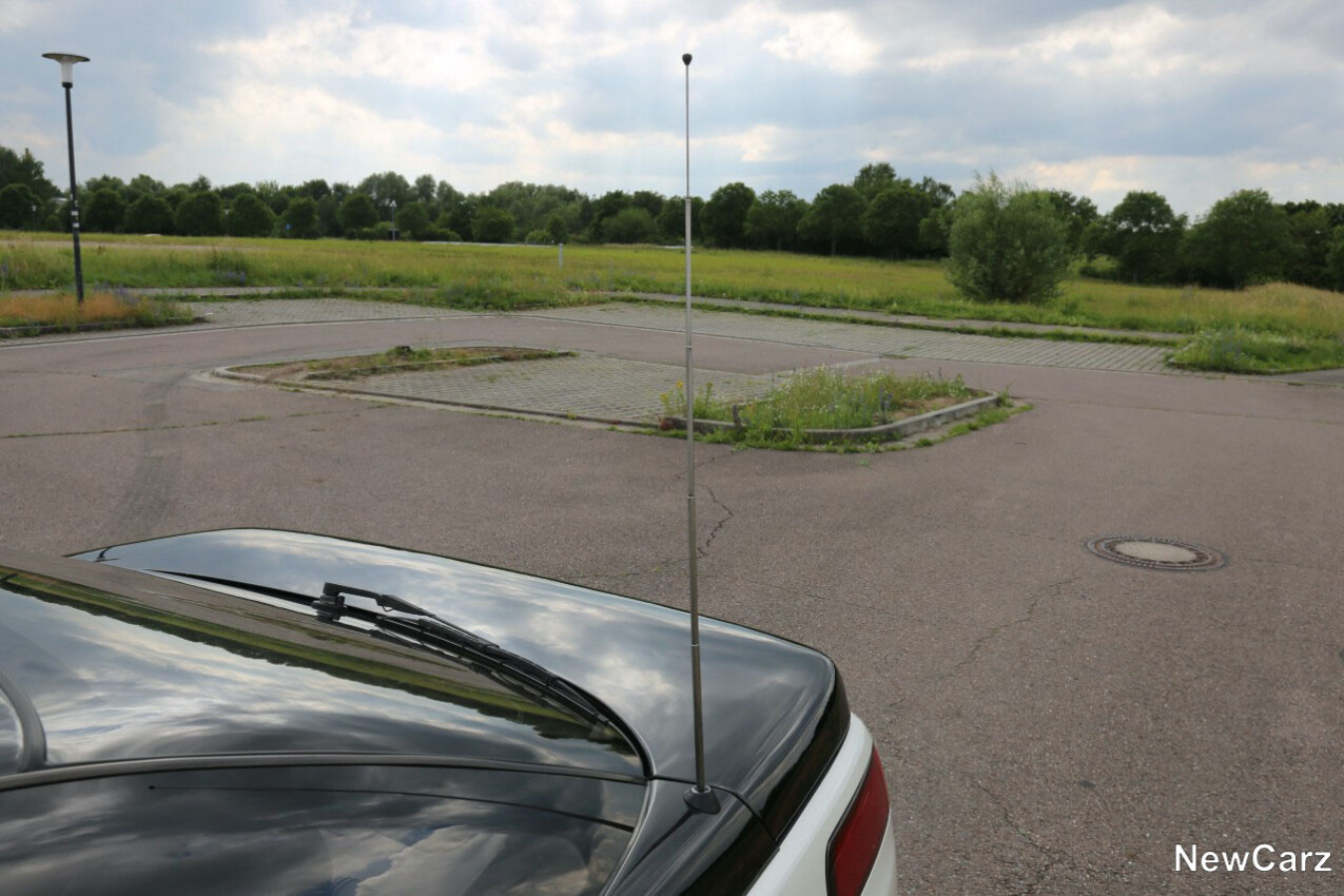 Antenne ausgefahren Subaru SVX