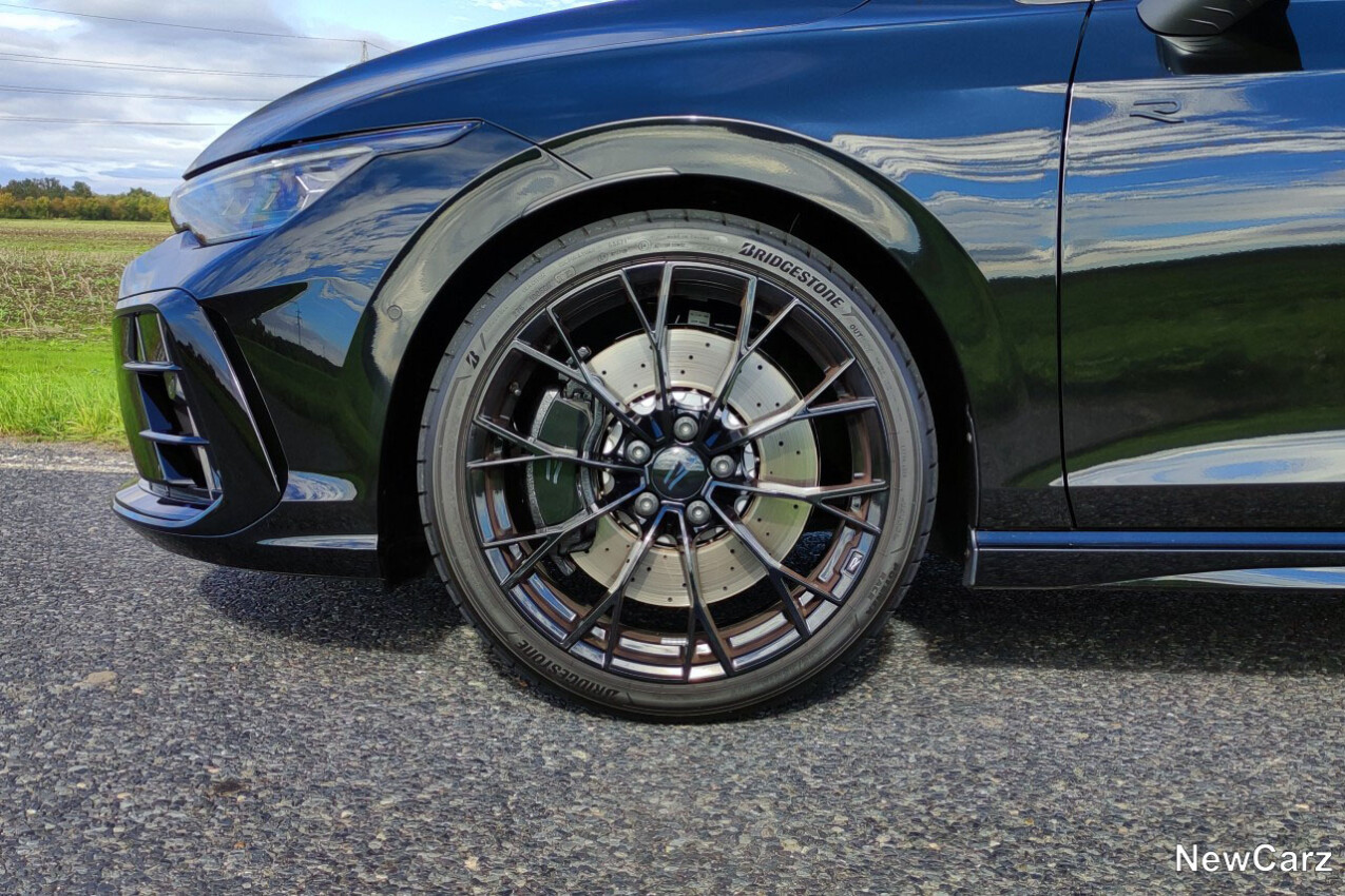 VW Golf R Black Edition Vorderrad