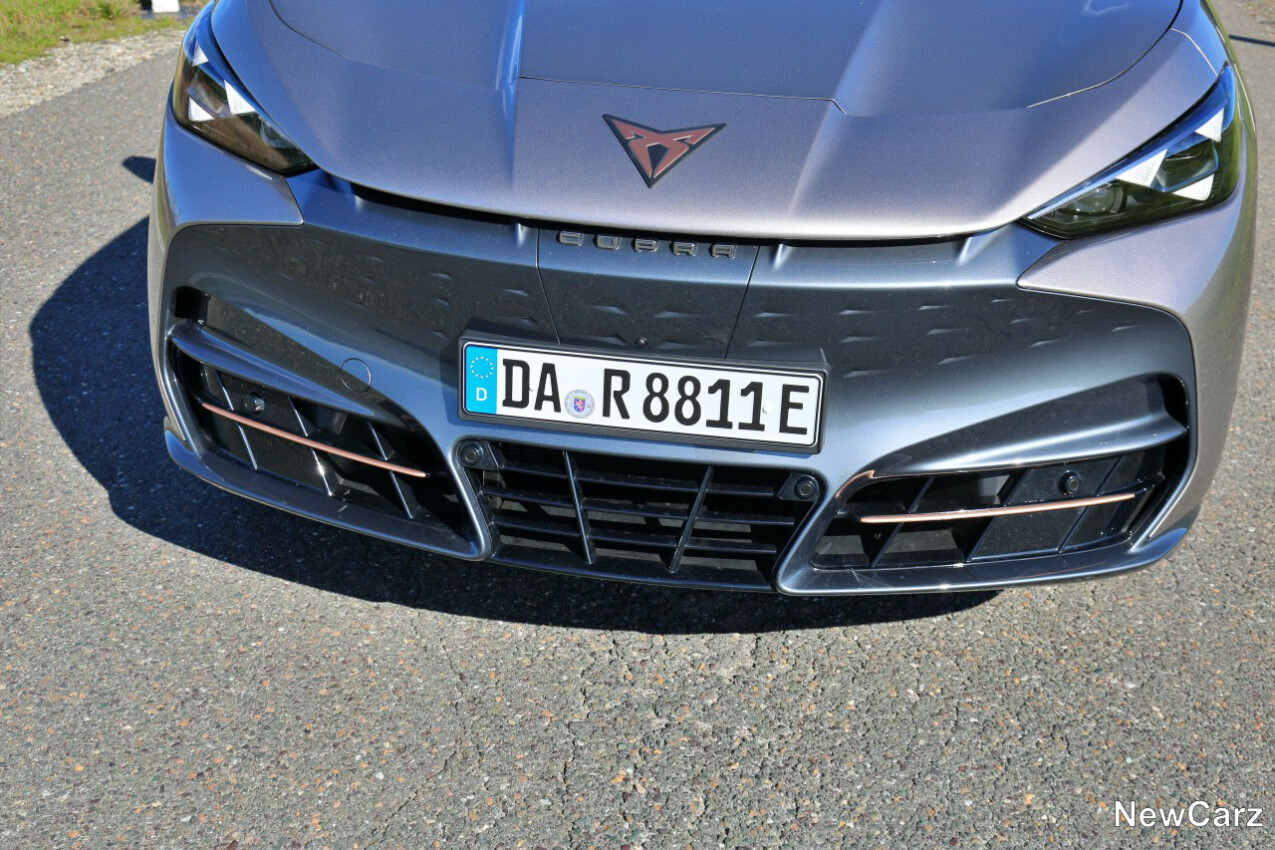Frontgrill Cupra Tavascan VZ
