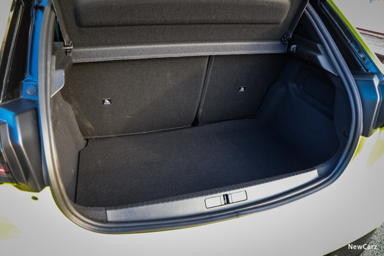 Peugeot 208 Hybrid Kofferraum