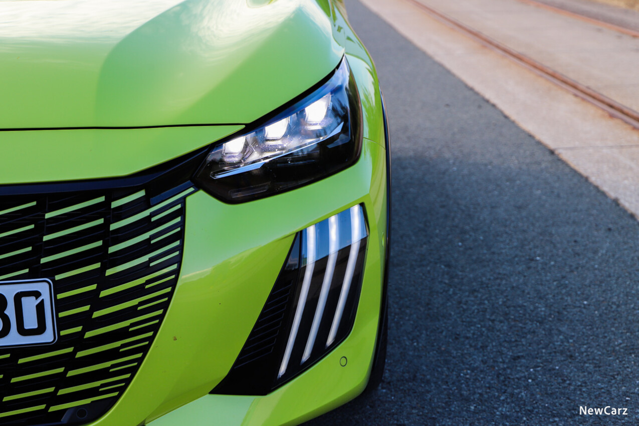 Peugeot 208 Facelift Scheinwerfer