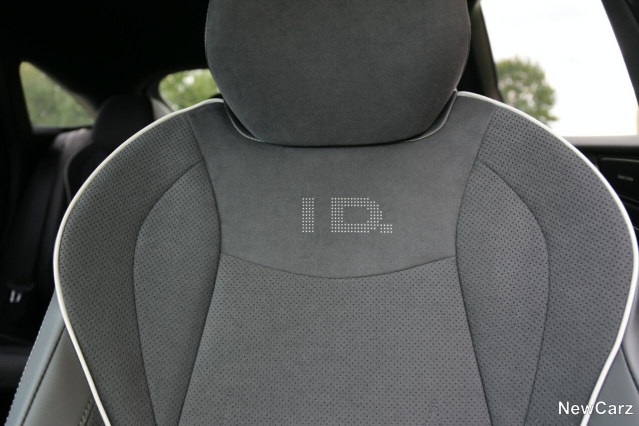 VW ID.7 Pro S Prägung Vordersitz