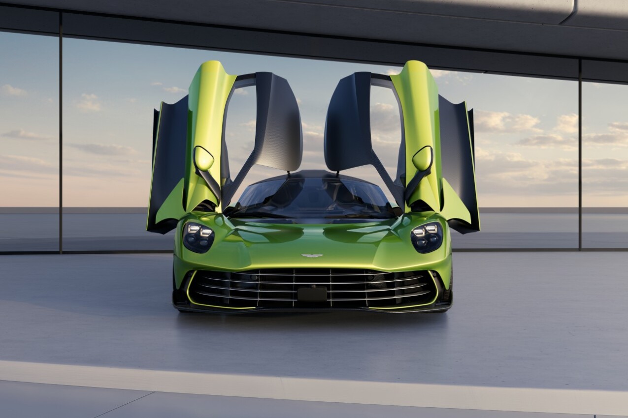 Aston Martin Valhalla Flügeltüren
