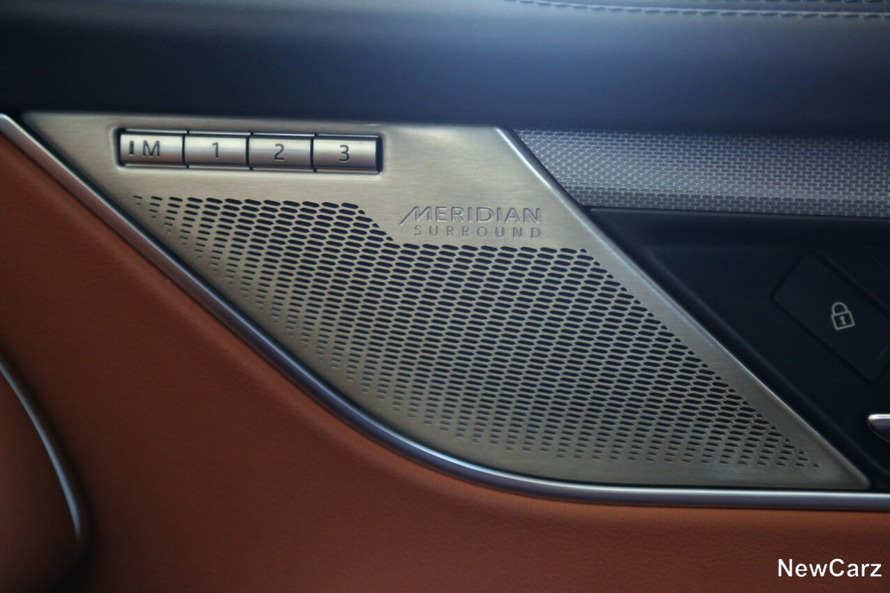 Meridian in der Jaguar F-Pace SVR 575 Edition