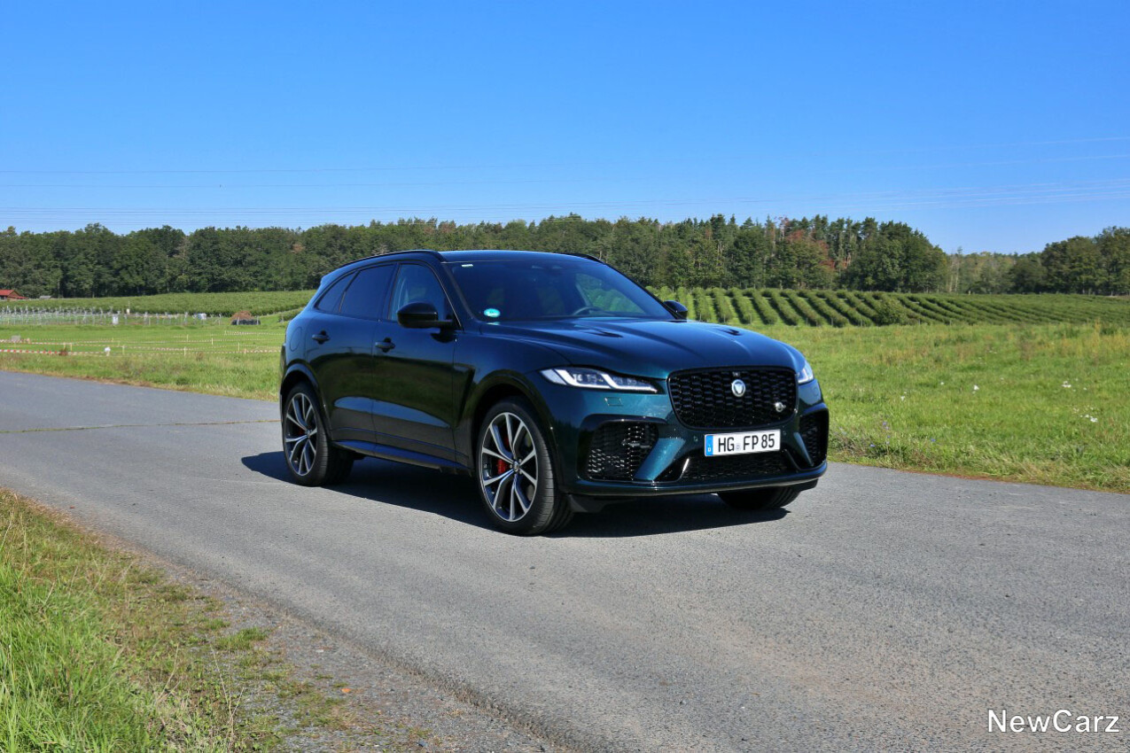 Jaguar F-Pace SVR 575 Edition onroad