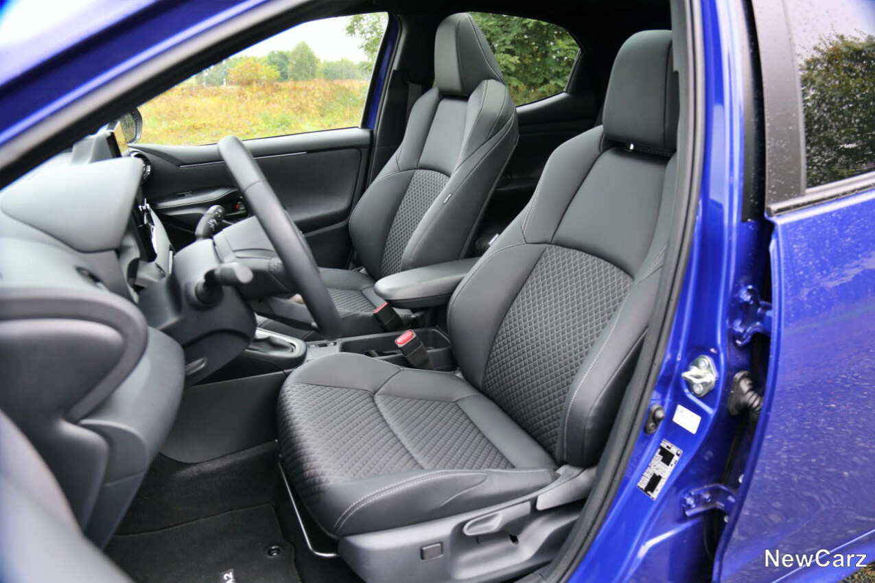 Mazda2 Hybrid Facelift Vordersitze