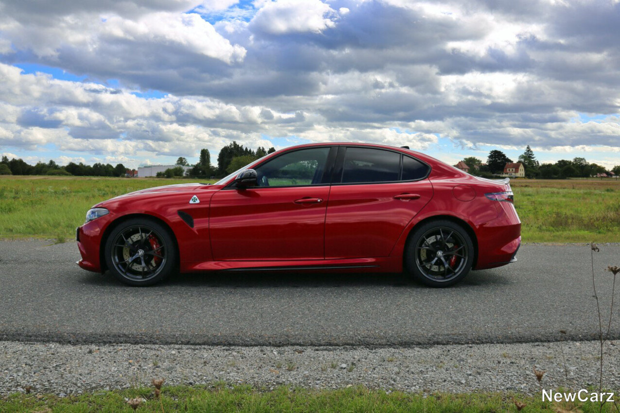 Alfa Romeo Giulia Quadrifoglio Seite links
