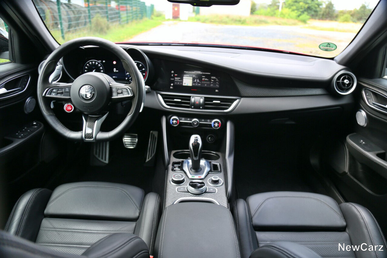 Alfa Romeo Giulia Quadrifoglio Armaturenbereich