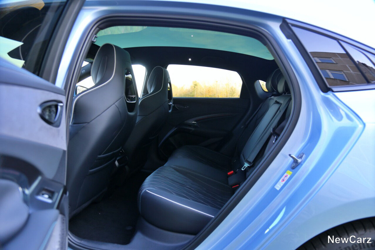 BYD Seal AWD Fond