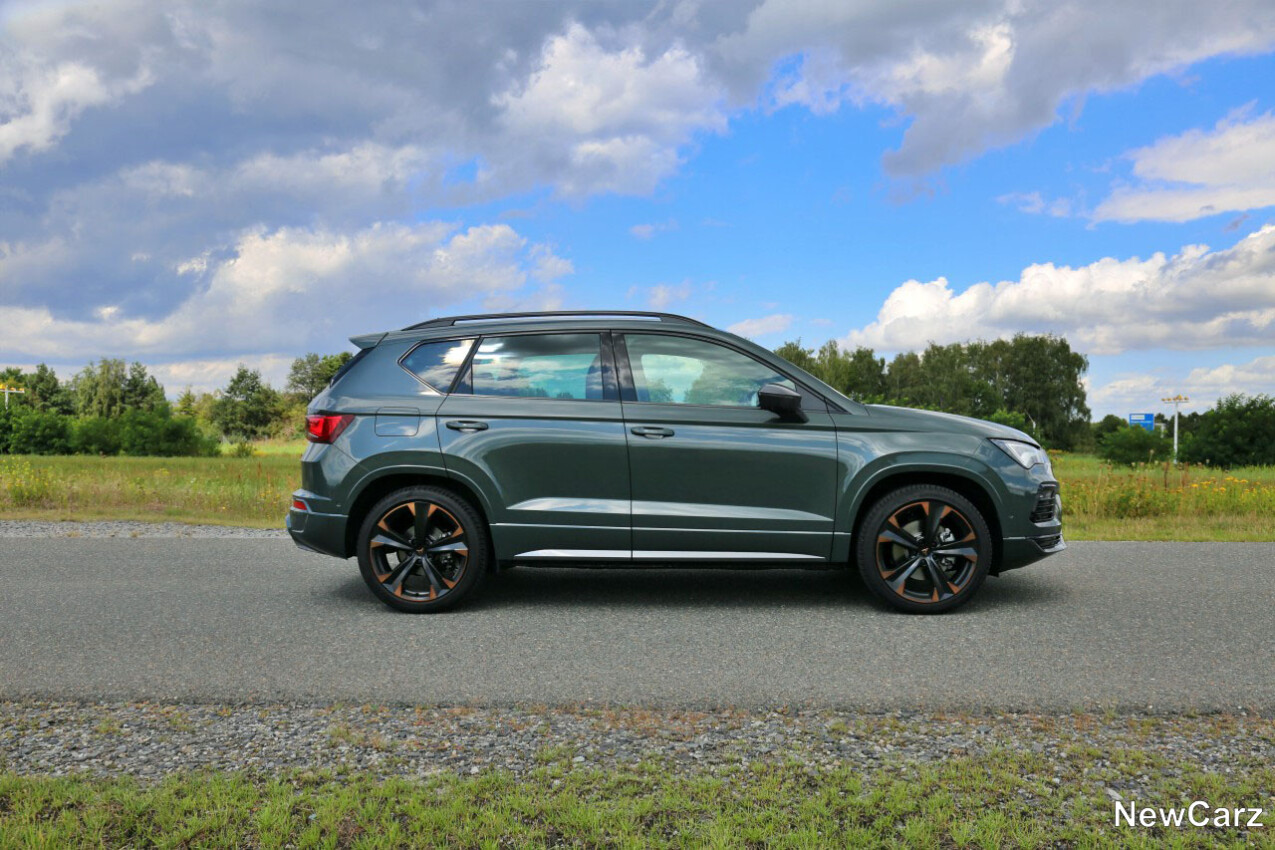 Cupra Ateca Tribe Edition seitlich