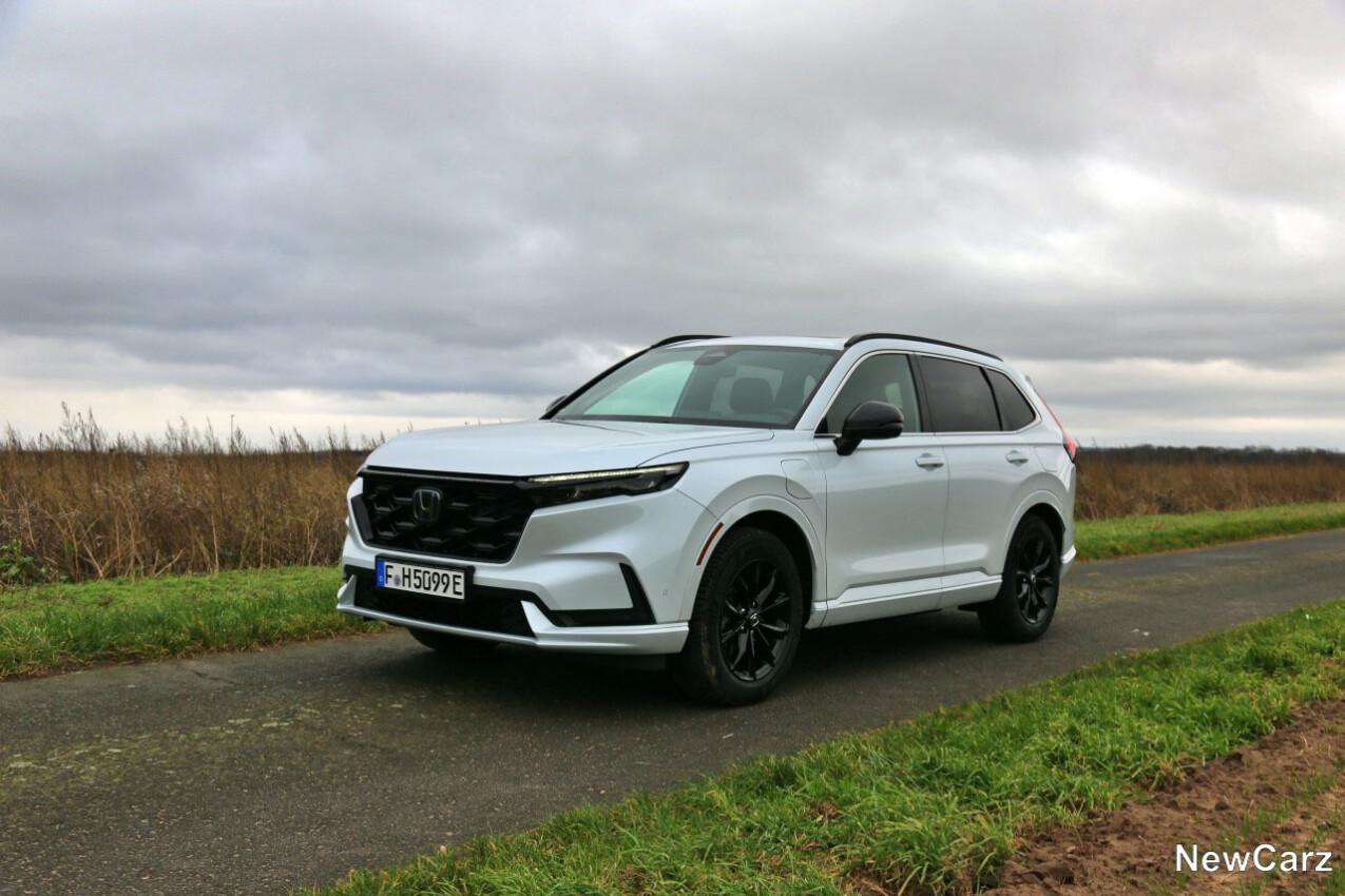 Honda CR-V e:PHEV schräg vorne links
