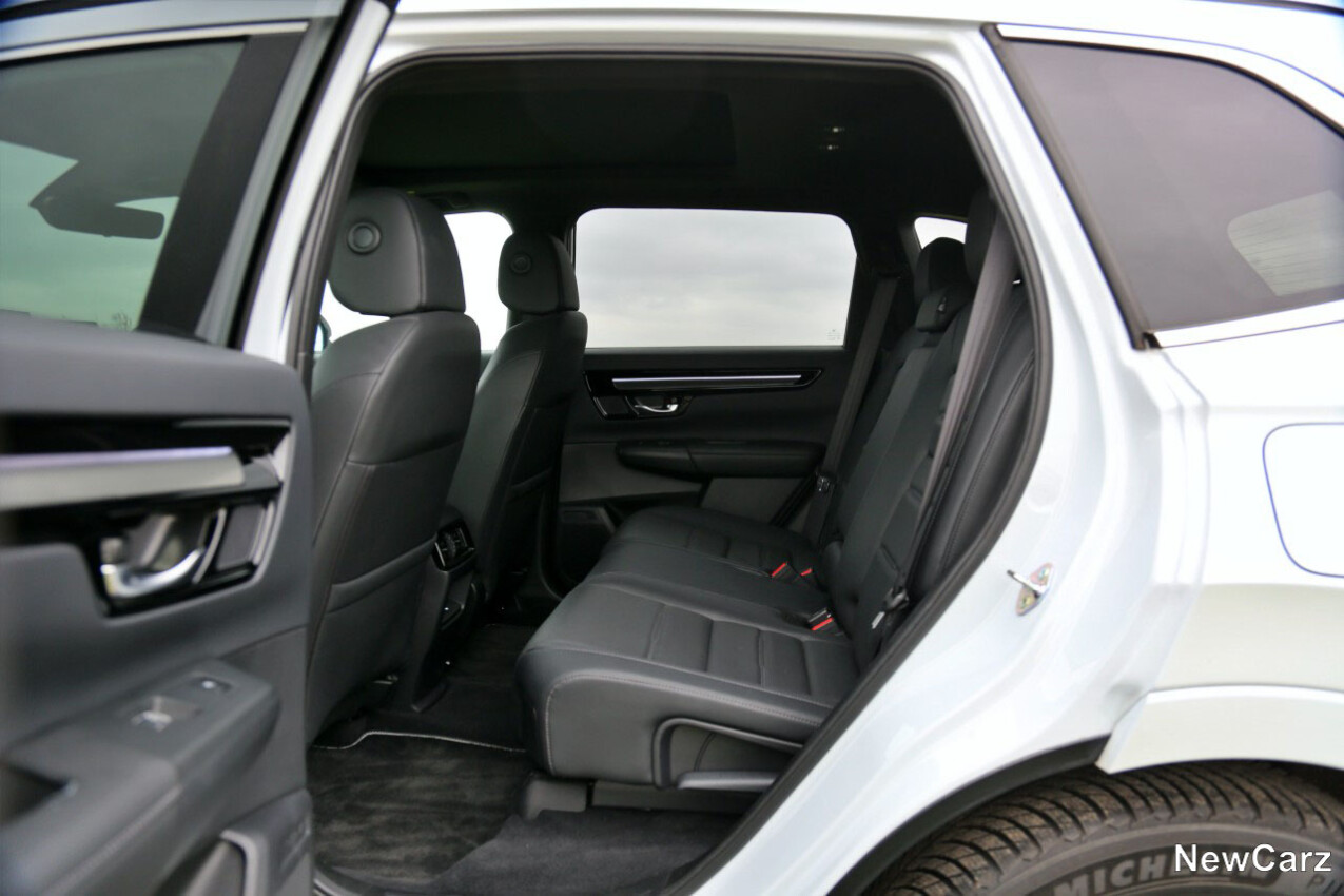 Honda CR-V e:PHEV Fond