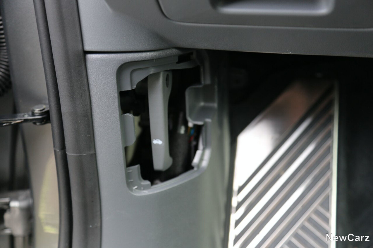 Kia EV9 Haubenöffner