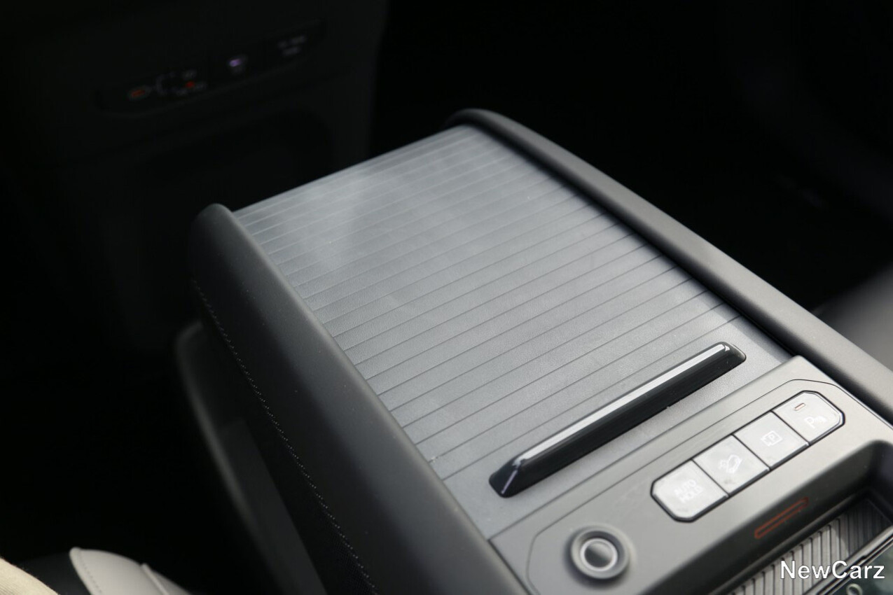 Kia EV9 Mittelkonsole geschlossen