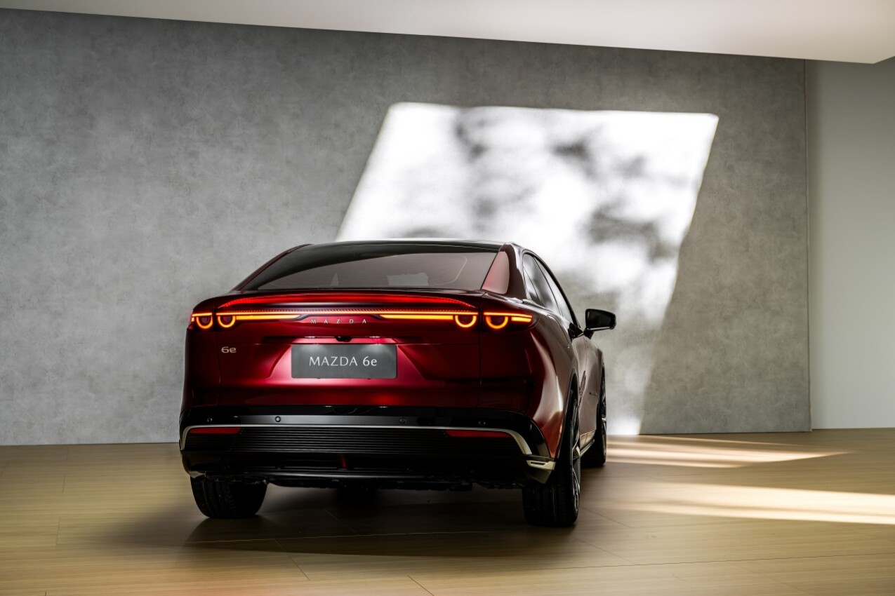 Mazda6e Heck