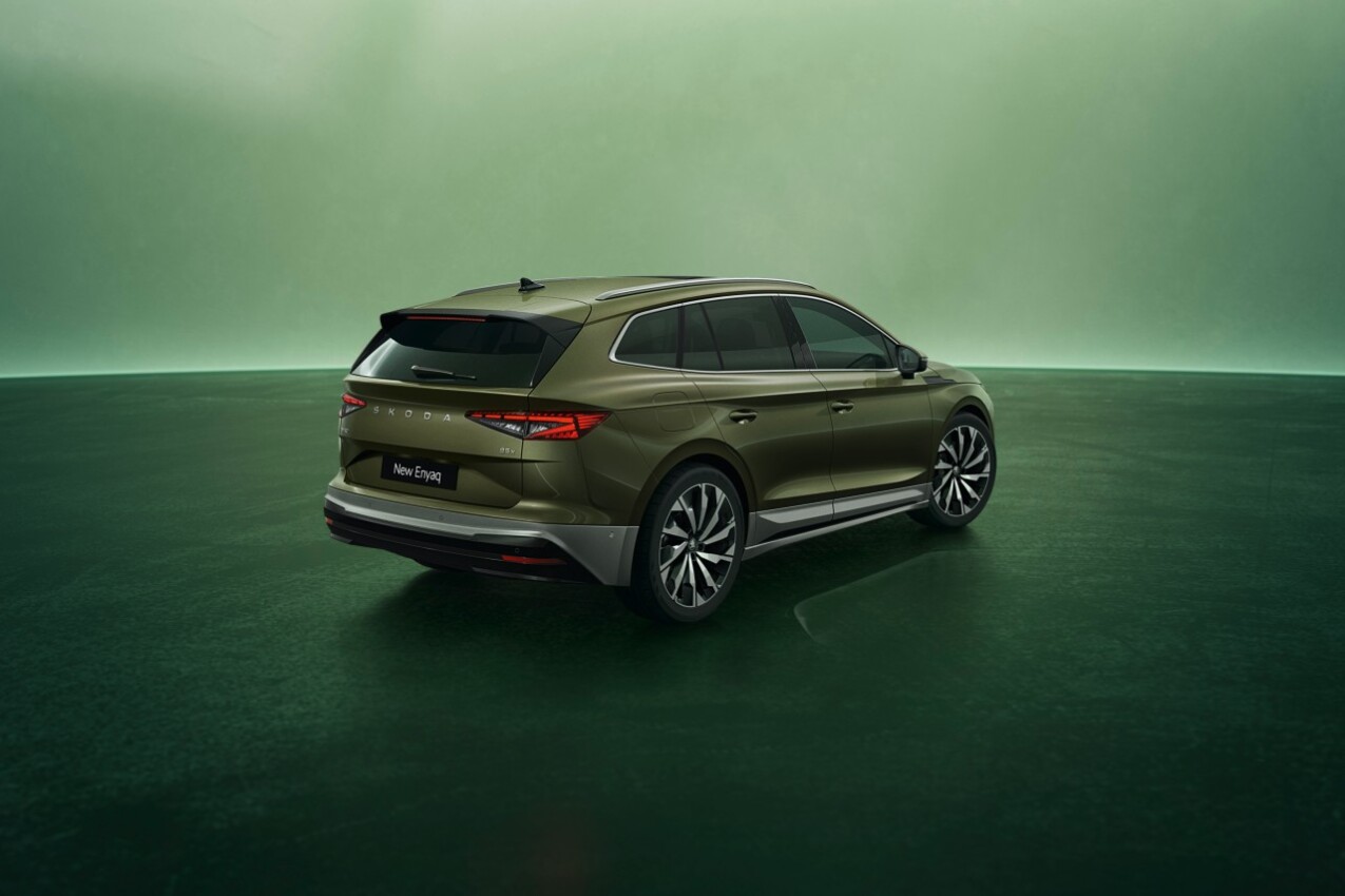 Skoda Enyaq Facelift schräg hinten