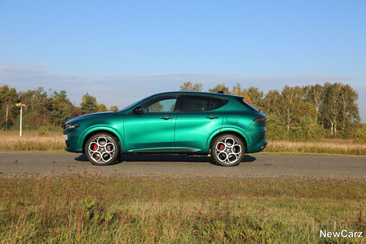 Alfa Romeo Tonale Q4 PHEV Seite