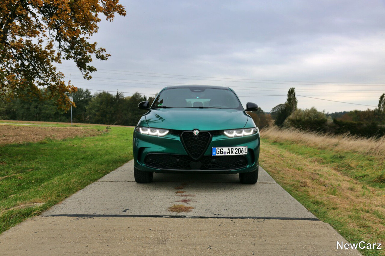 Alfa Romeo Tonale Q4 PHEV vorn