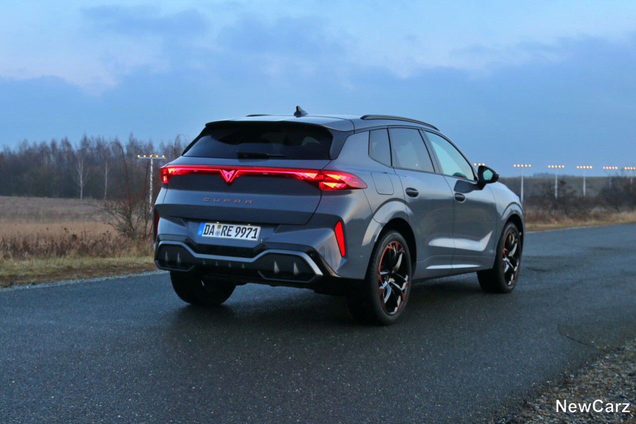 Cupra Terramar VZ 4Drive schräg hinten rechts
