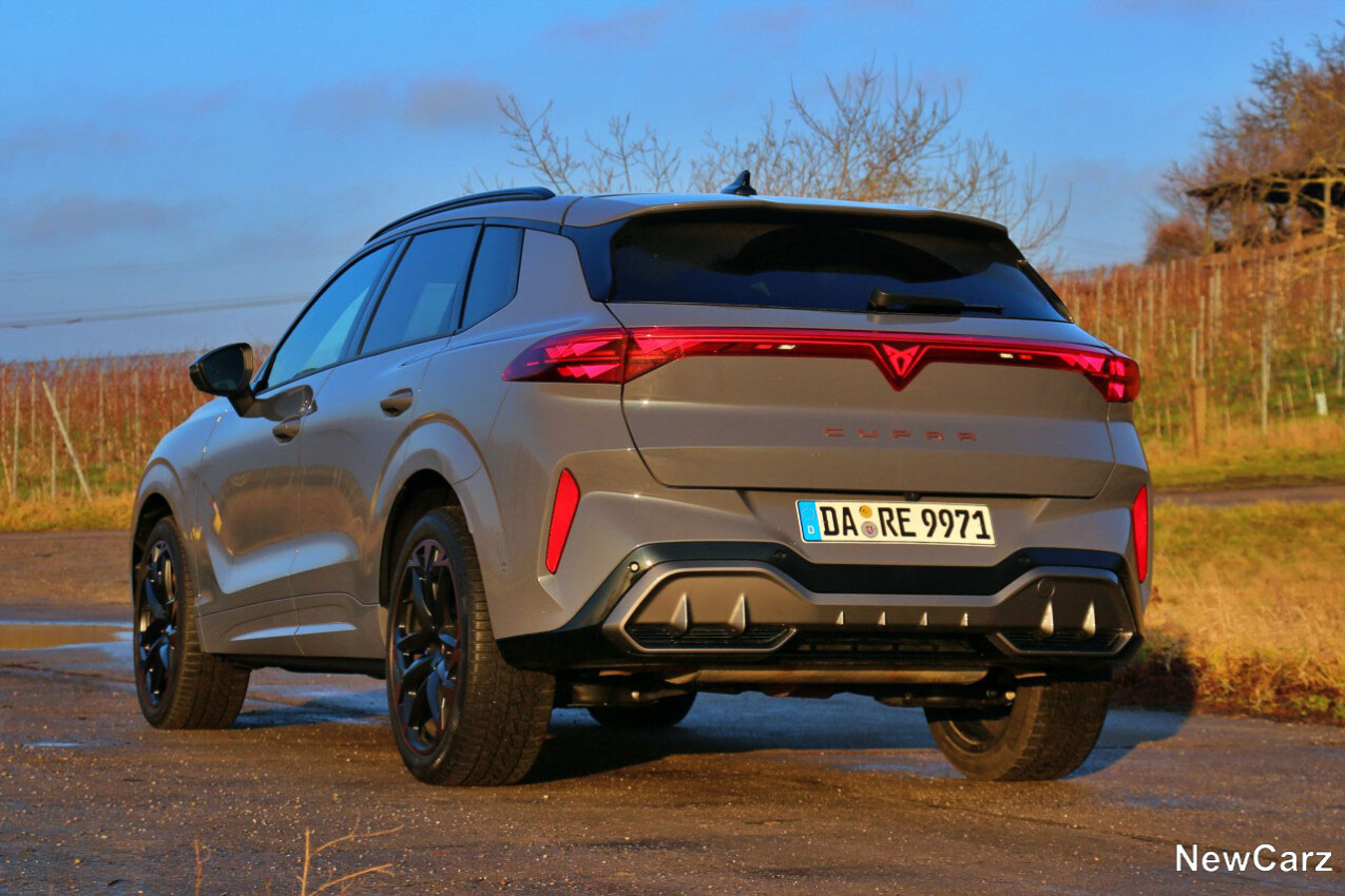 Cupra Terramar VZ 4Drive schräg hinten