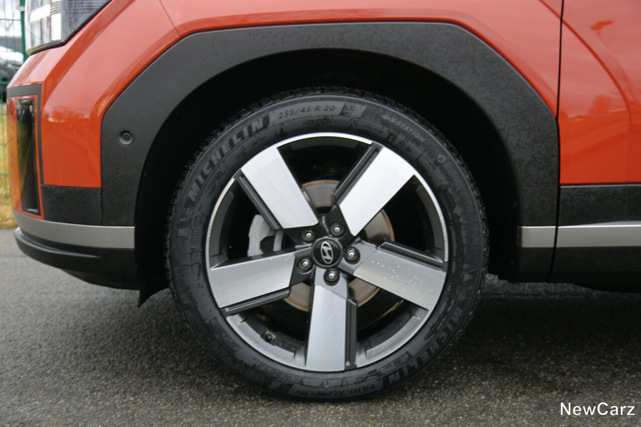 Hyundai Santa Fe 2025 Vorderrad