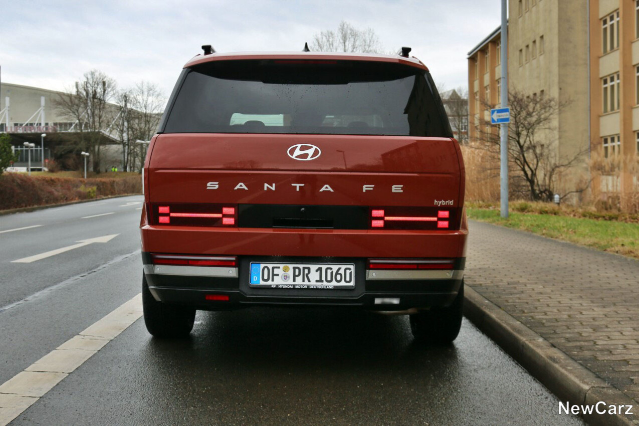 Hyundai Santa Fe 2025 Heck