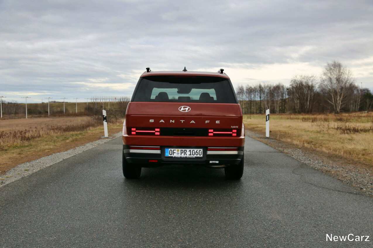 Hyundai Santa Fe 2025 hinten