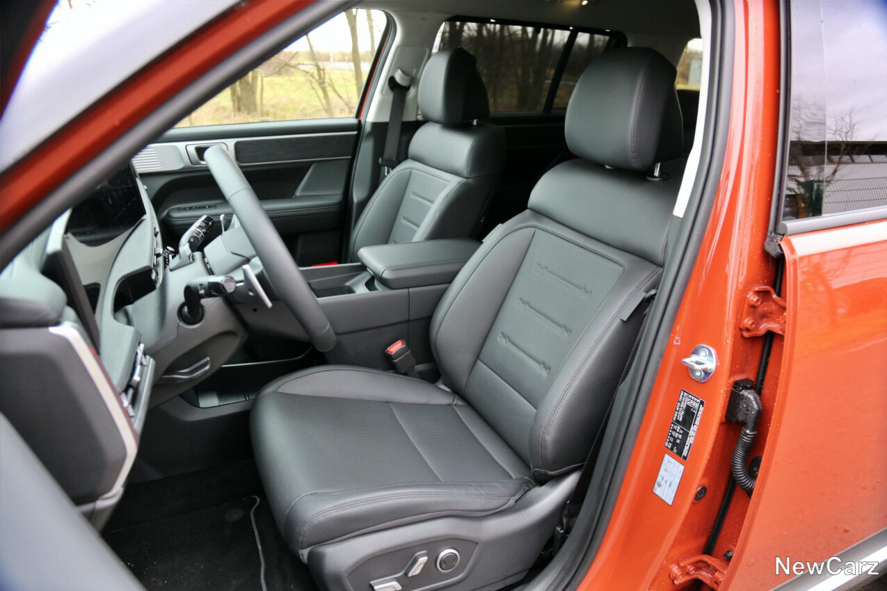 Hyundai Santa Fe 2025 Vordersitze