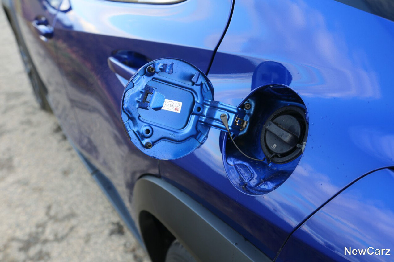 Lexus UX 300h Tankdeckel
