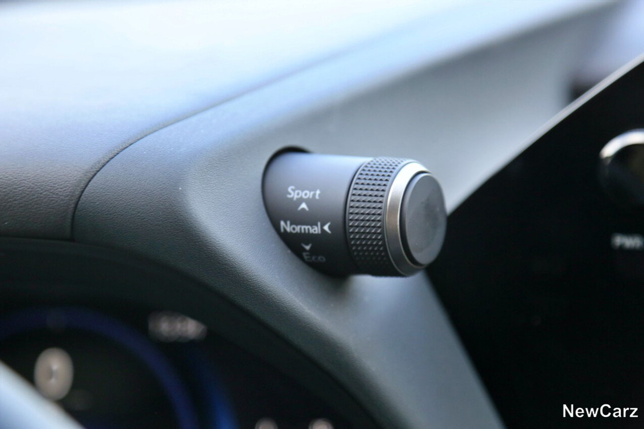 Lexus UX 300h Fahrmodi