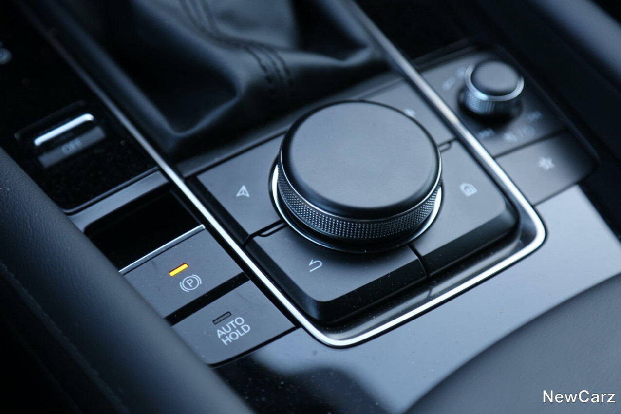 Mazda3 2.5 iDrive