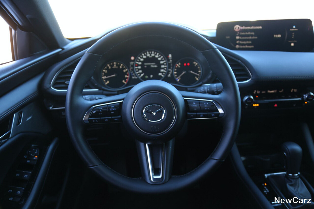 Mazda3 2.5 Lenkrad
