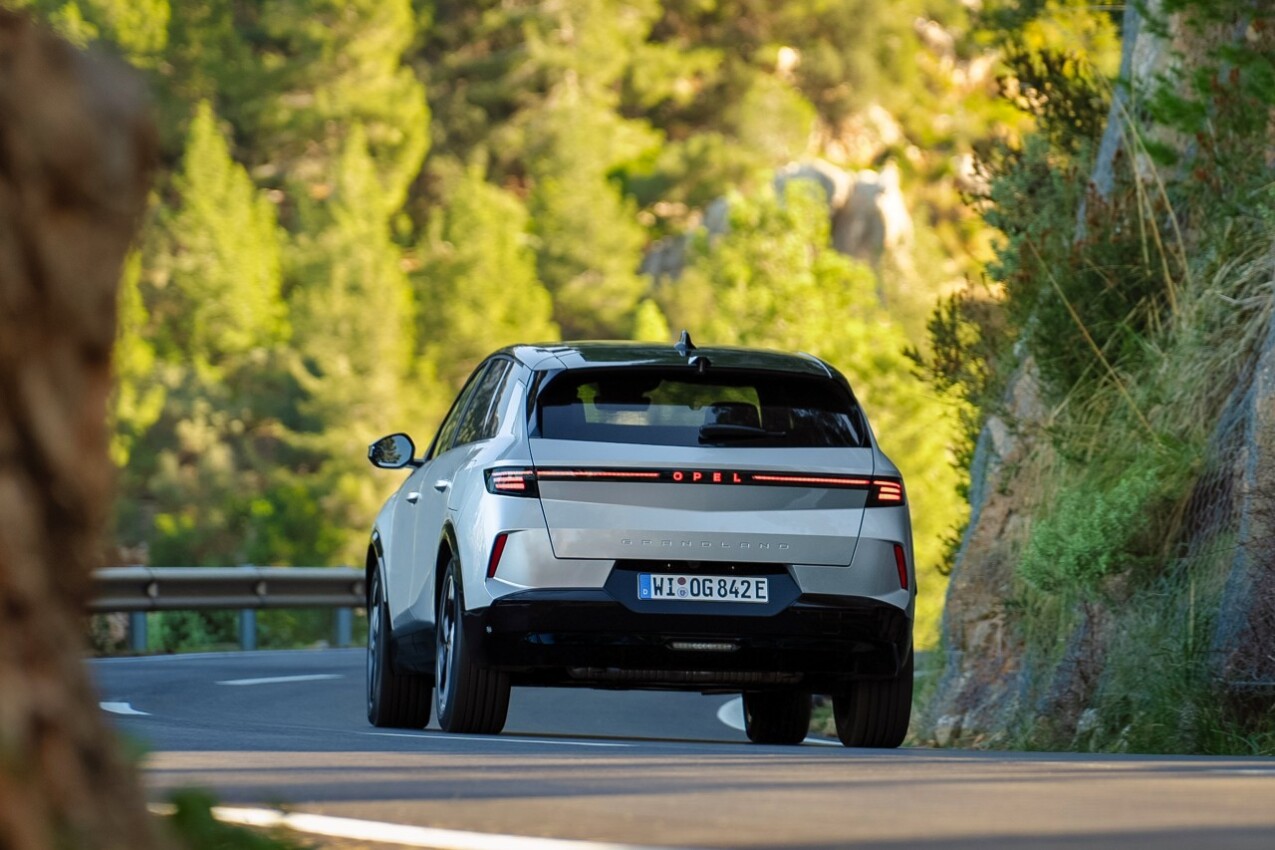 Opel Grandland 2025 Heck