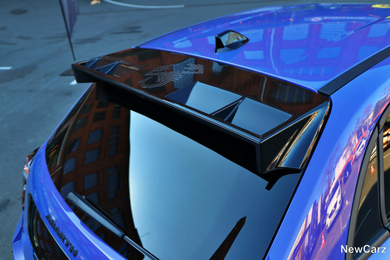 Abarth 600e Dachspoiler
