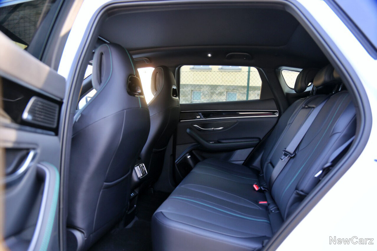 BYD Seal U DM-i Fond