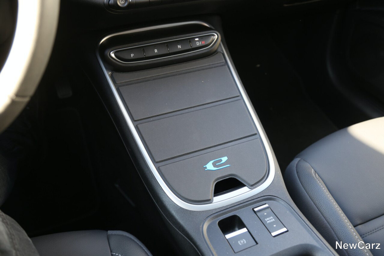 Jeep Avenger e-Hybrid Mittelkonsole