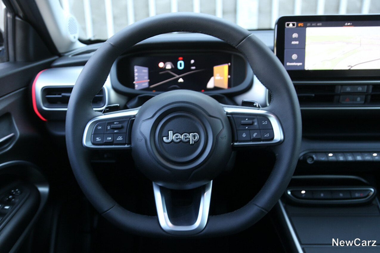 Jeep Avenger e-Hybrid Lenkrad