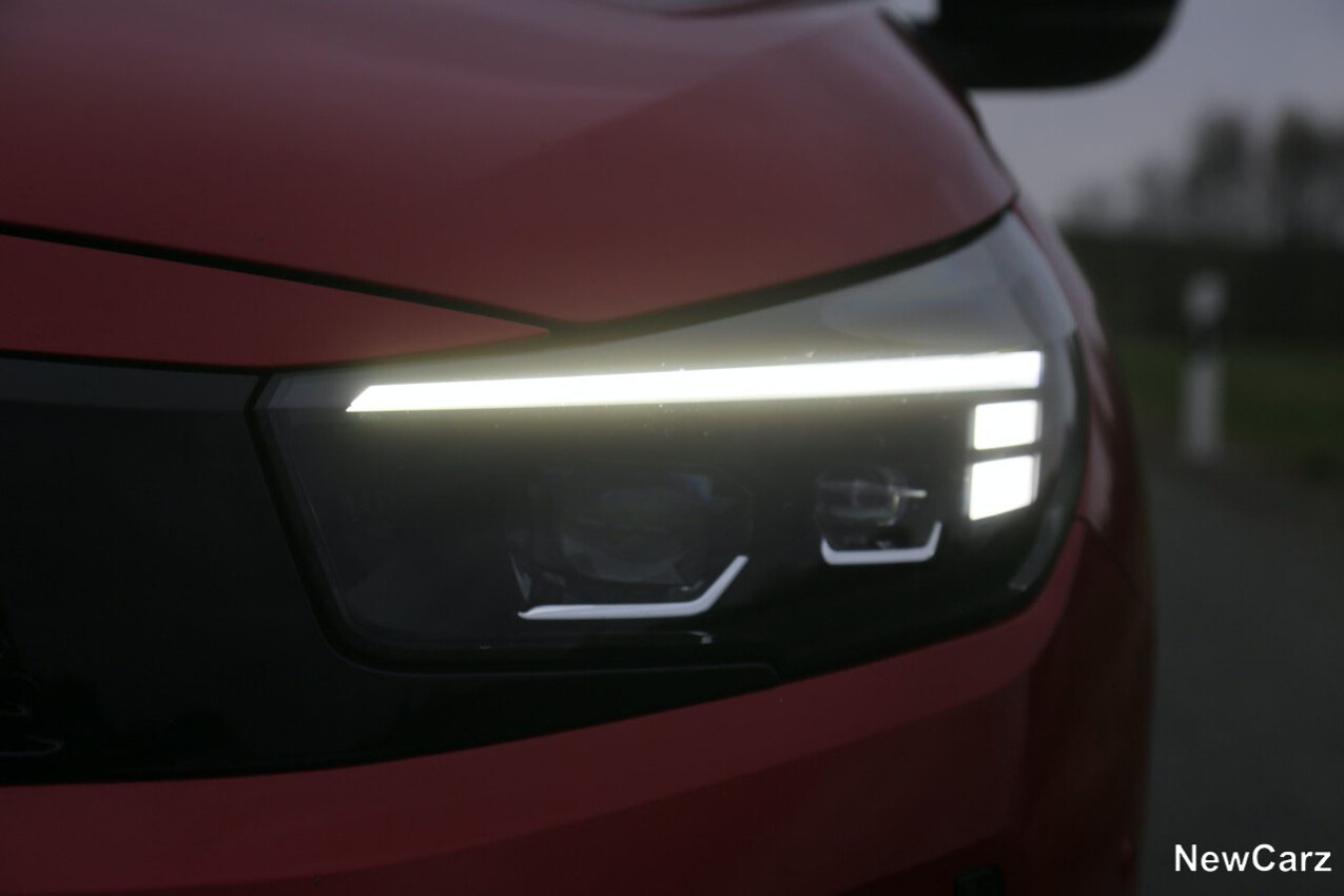 Opel Corsa Hybrid Scheinwerfer