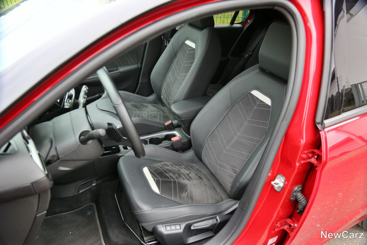 Opel Corsa Hybrid Vordersitze