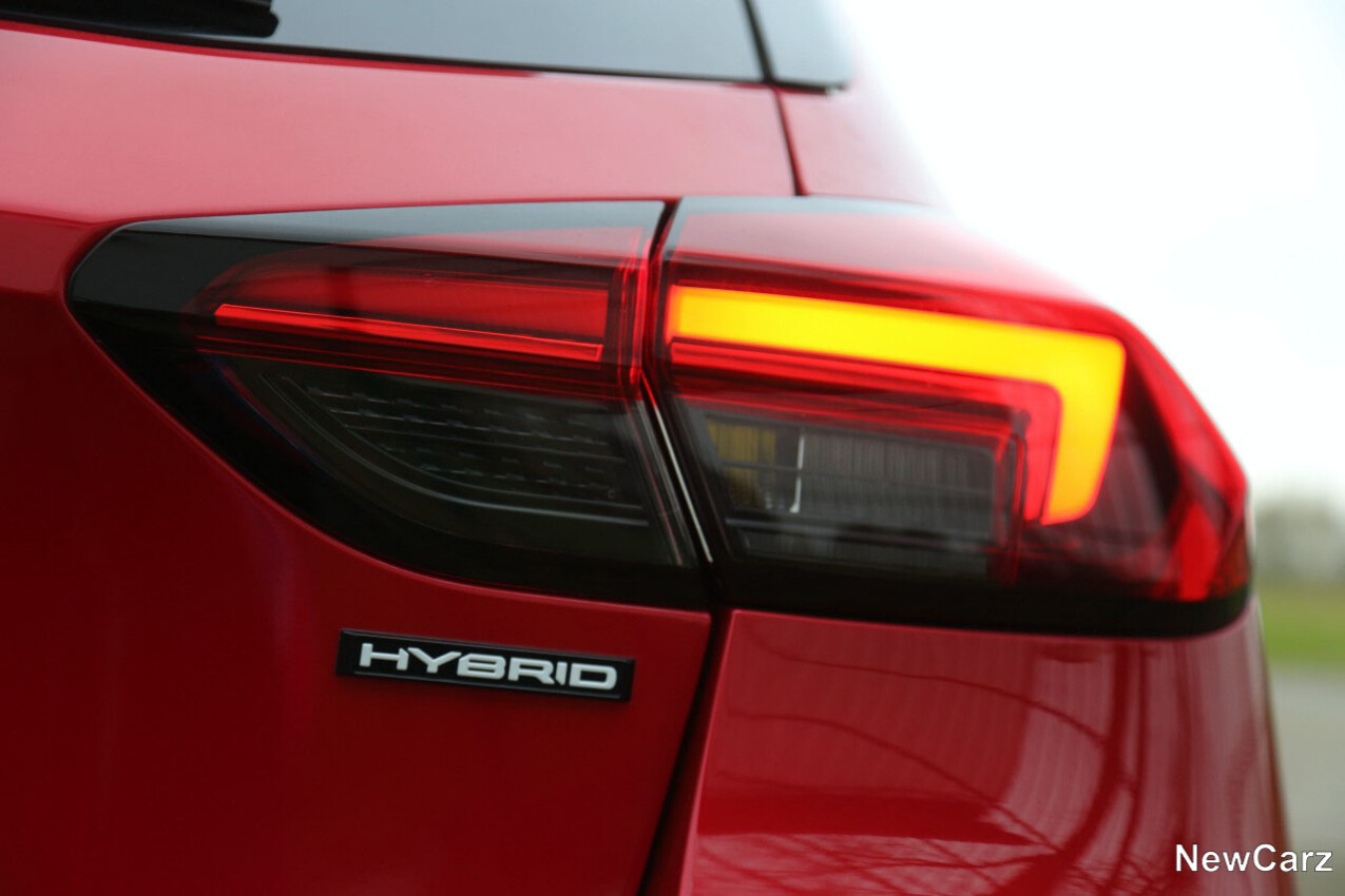Opel Corsa Hybrid Heckleuchte