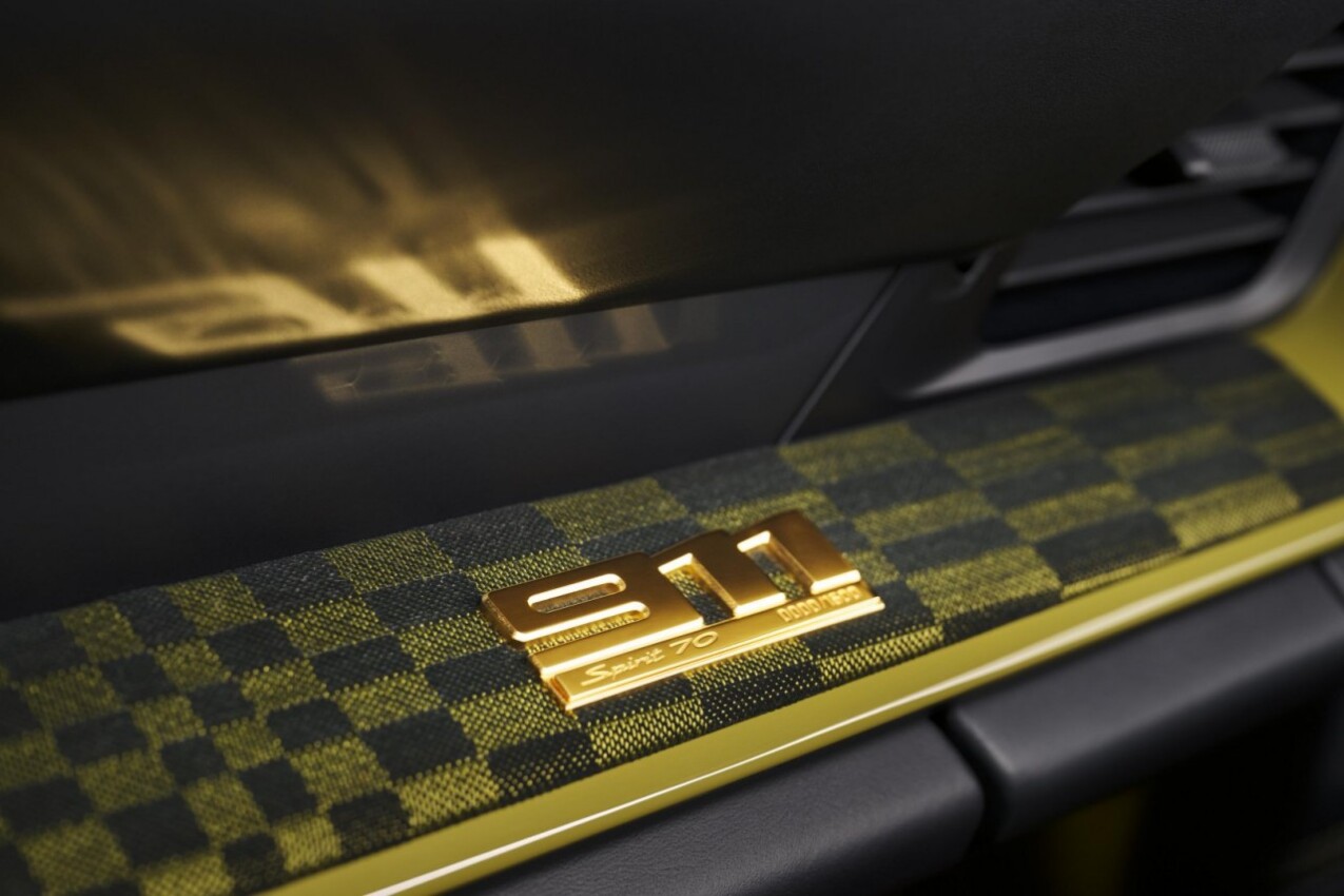 Porsche 911 Spirit 70 911-Plakette