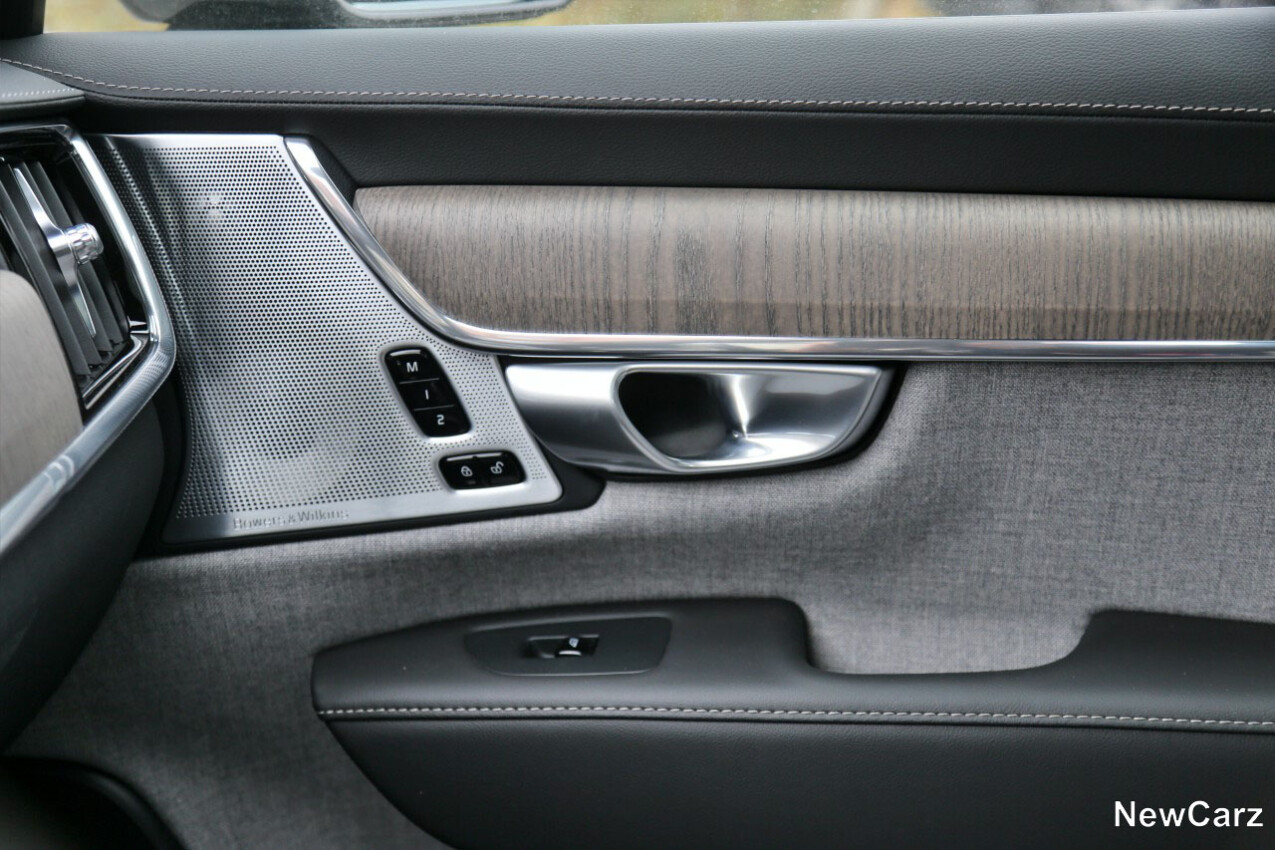 Volvo S90 T8 Recharge Türinnenverkleidung