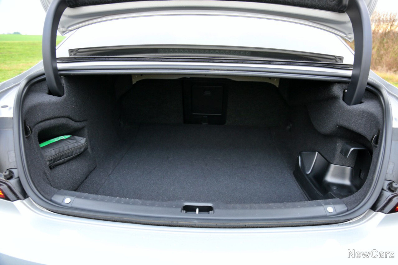 Volvo S90 T8 Recharge Kofferraum