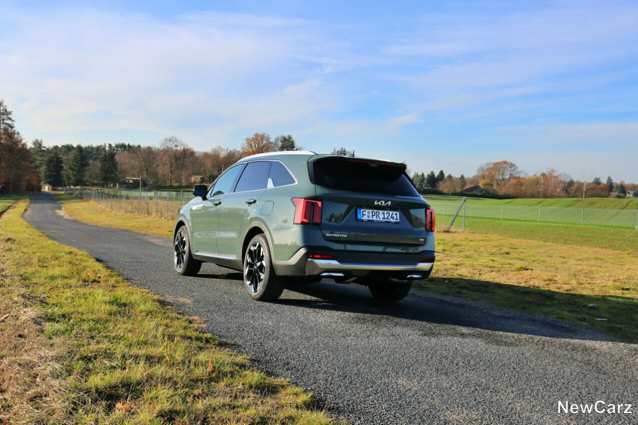 Kia Sorento Facelift schräg hinten