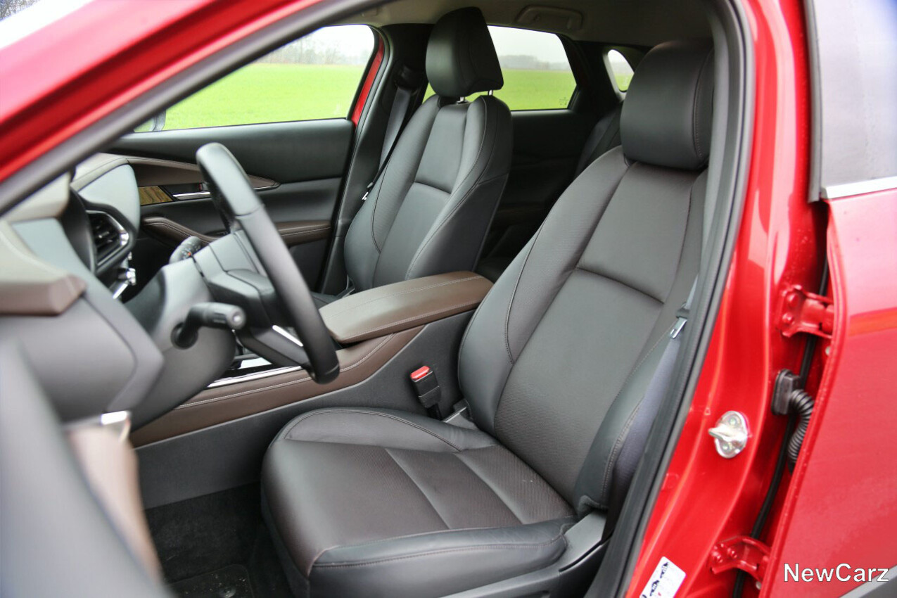 Mazda CX-30 G140 Vordersitze